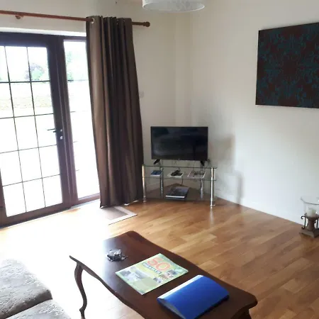 Apartment Inisfail